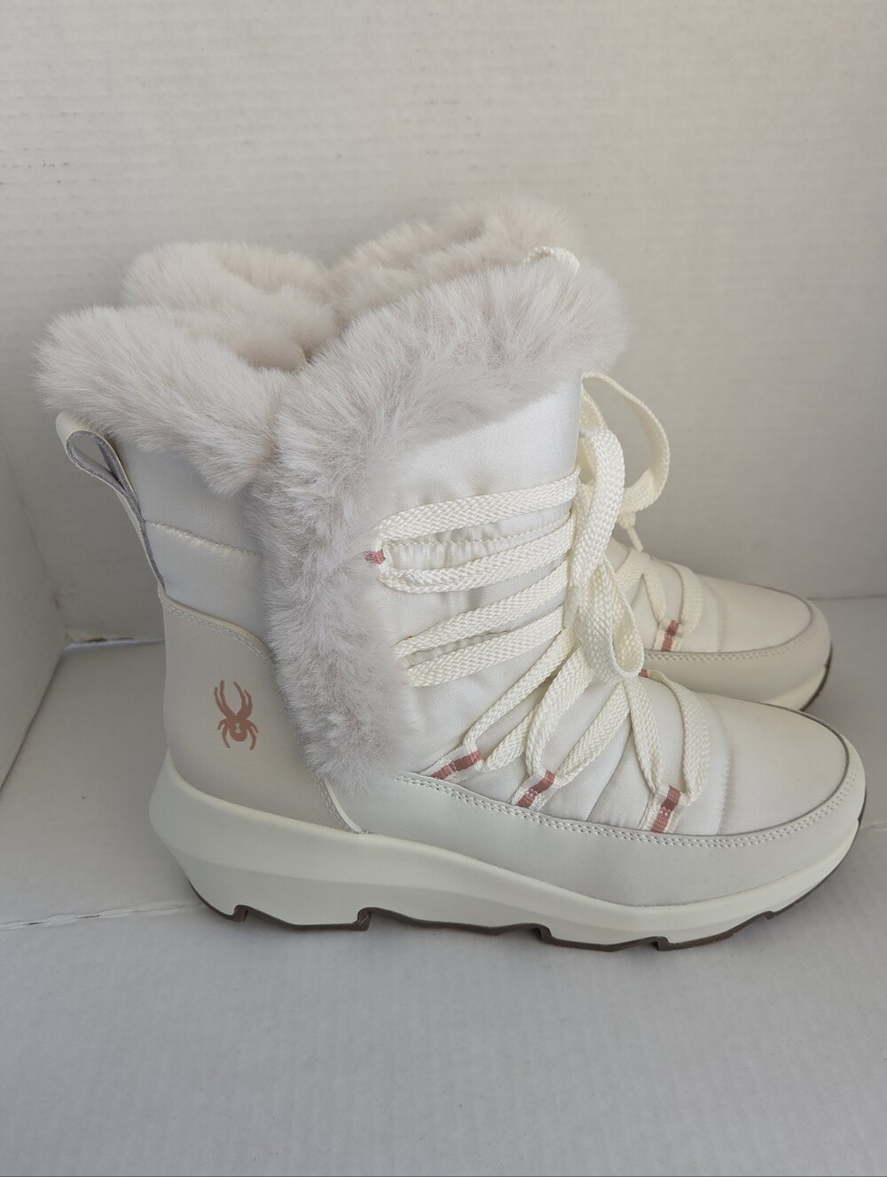 Spyder Camden 2 Snow Ski Boots Sz 8.5 Faux Fur Winter NWT Lace Up White Cream